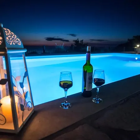 Aurora Villa Athanion