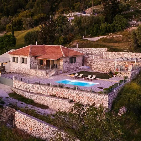 Villa Aurora