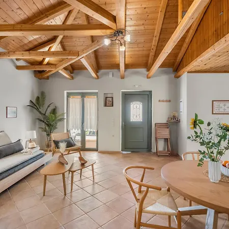 Villa Aurora